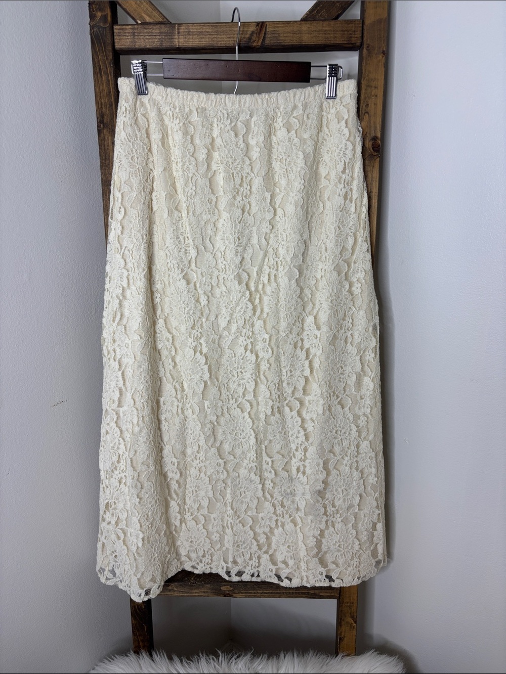 Cato Cream Lace Midi Skirt Size M